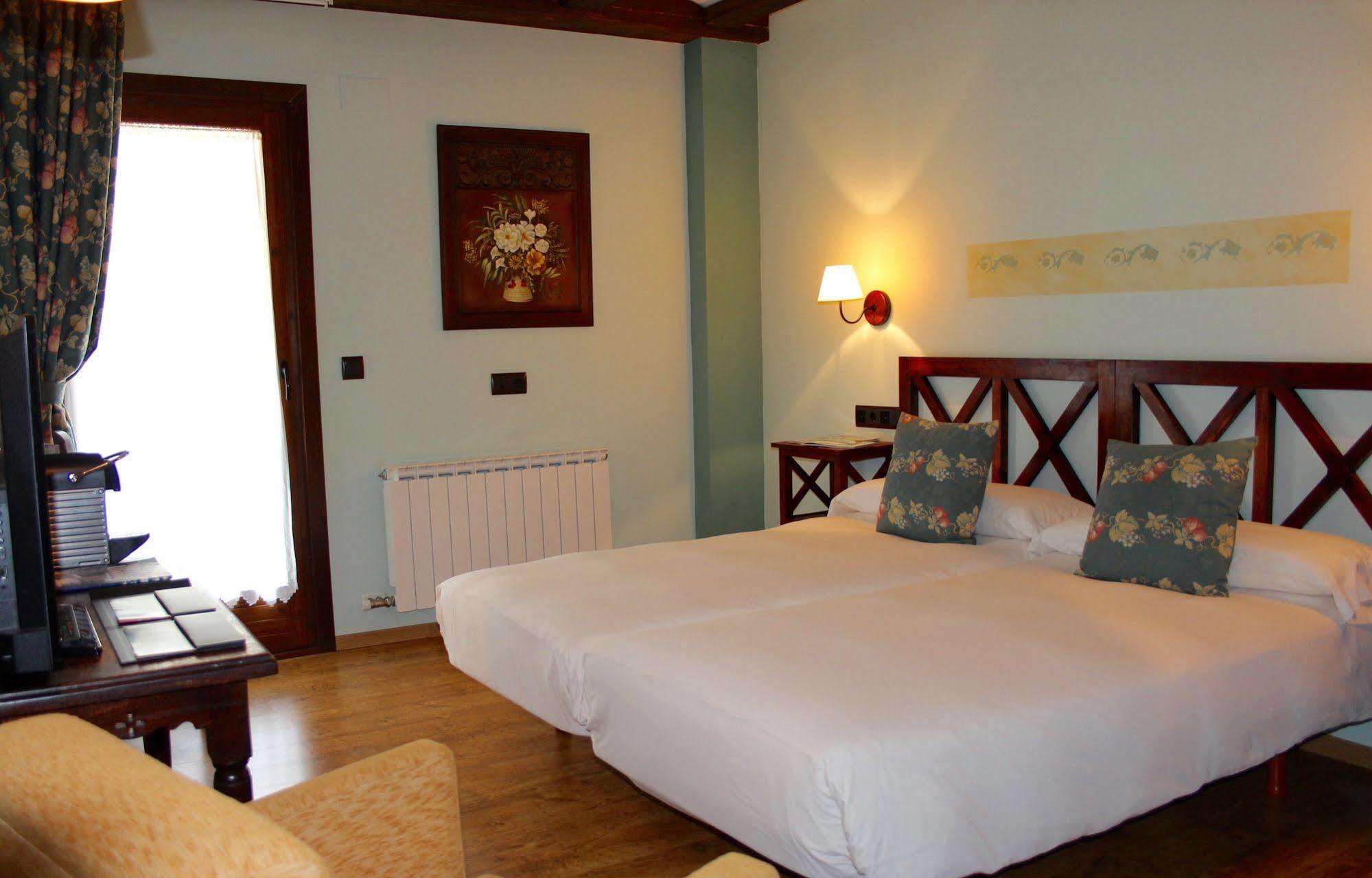 Hotel Casa Arcas Вильянова Экстерьер фото